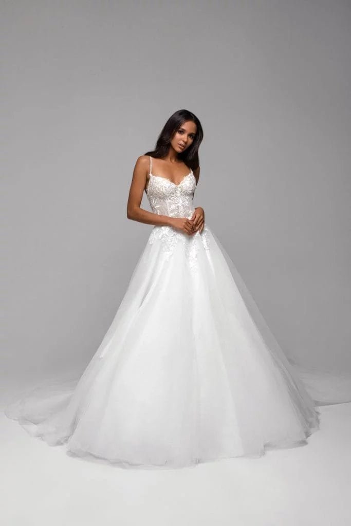 Exquisite A-line Wedding Dress Sleeveless Tulle Draped Pleat Open Back Bride Dresses Floor Length robe de mariée