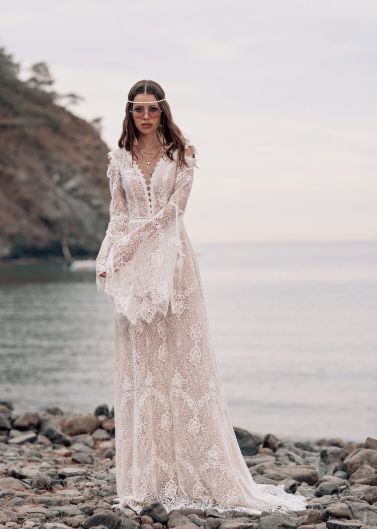 Dreamy A-Line Beach Wedding Gown with Long Sleeves, V-Neckline & Flattering Natural Waistline for a Breathtaking Boho Bridal Look