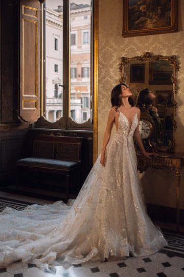 Elegant A-Silhouette Wedding Dress with Tulle, Lace, 3D Flowers, Applique, Open Back, and Spaghetti Straps for a Sophisticated Bridal Look