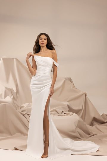 Elegant Minimalist Wedding Dress with Luxurious Satin, Sleek Silhouette & Timeless Design for a Sophisticated and Regal Bridal Look