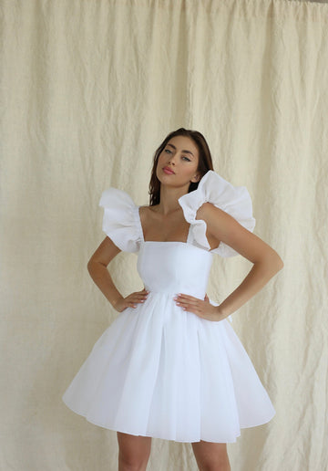 Ruffles Spaghetti Straps Mini Short Bridal Dress Lace Up Back Simple Sleeveless Above Knee Length Wedding Gown