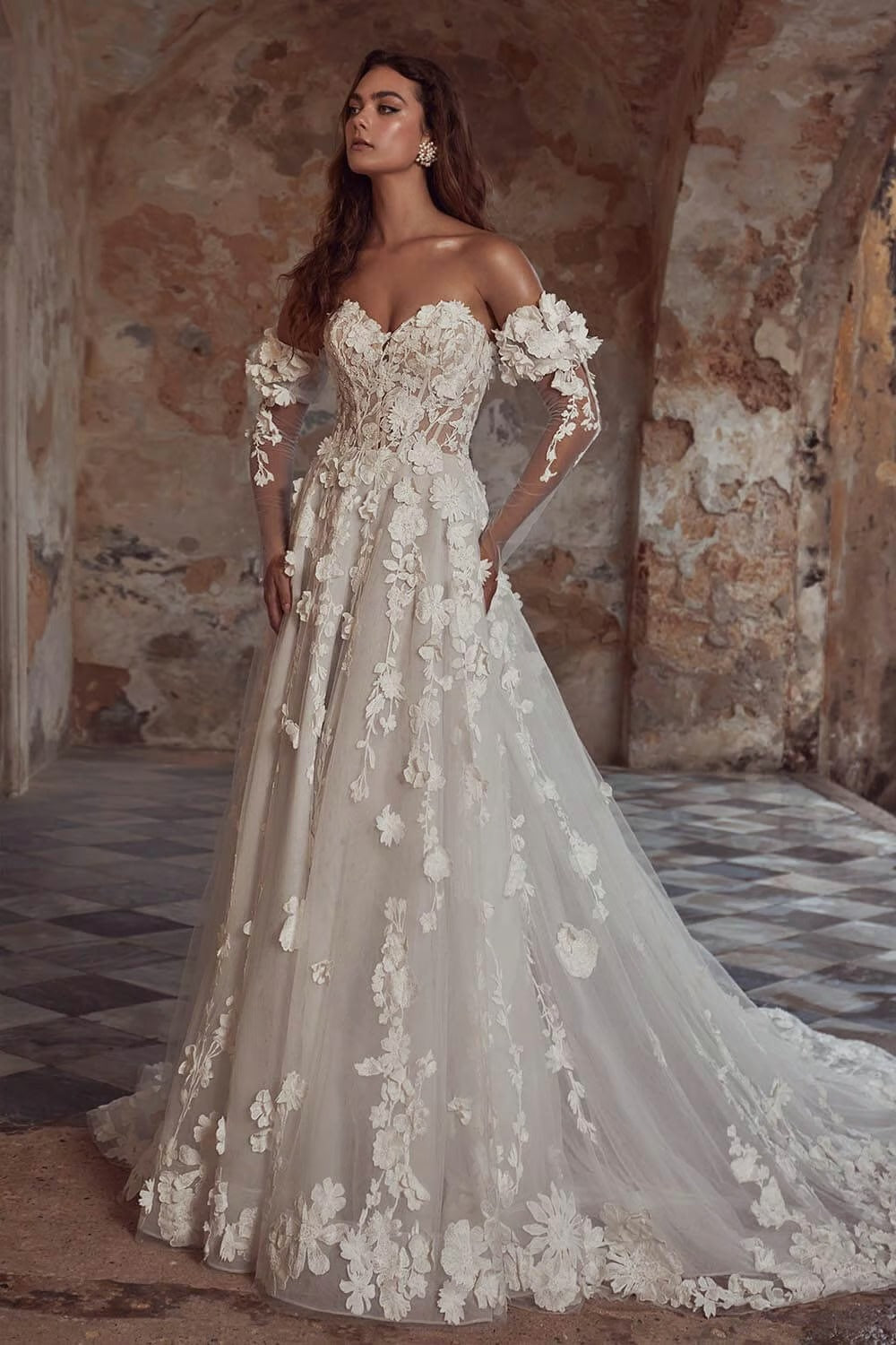 Squisiti abiti da sposa abiti da sposa romantici appliques 3d floreali a-line tulle tierd tierd da Opsidos de nolia