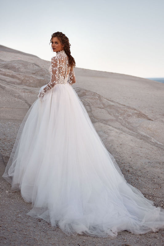 Vestido de novia modesto de una línea, tul, cuello alto, flores con cuentas y apliques de encaje, mangas largas con botones en la espalda, vestidos de novia personalizados