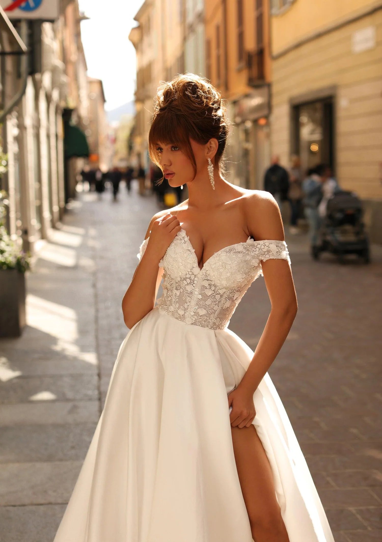 Elegant A-Line Wedding Dresses Lace Open Back Sweetheart Off The Shoulder Split Bridal Gowns Train Vestidos De Noiva Customized