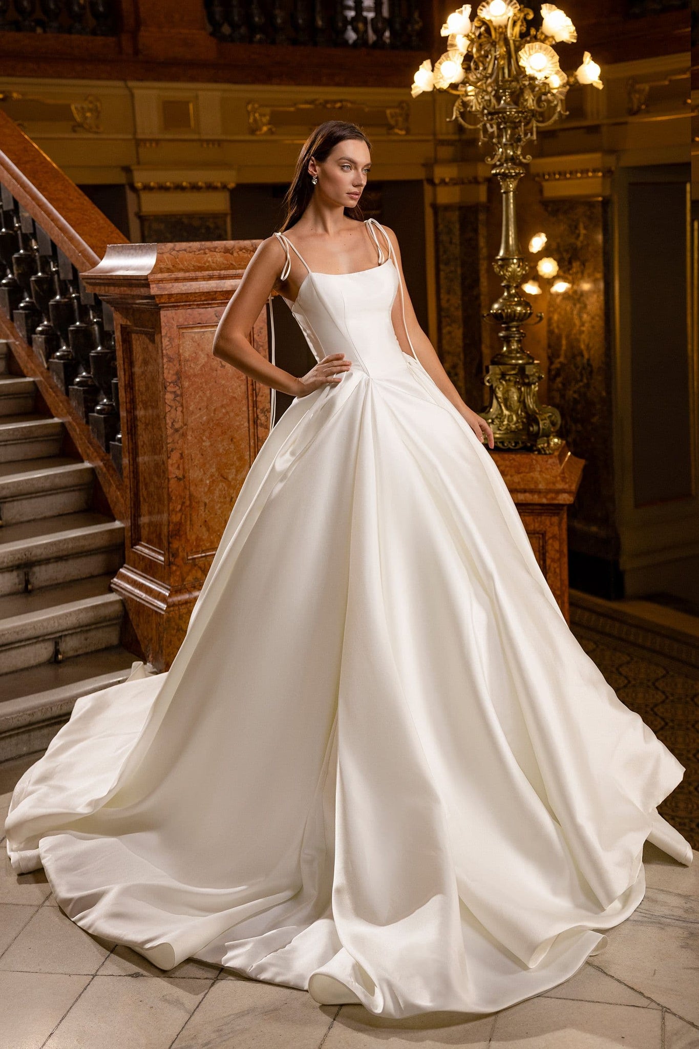 Elegant Wedding Dresses Spaghetti Strap A-Lin Bridal Gown