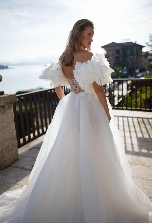 Modern Split A Line Wedding Dresses Off Shoulder Applique Tulle Sweetheart Bride Dress Illusion Bridal Gown