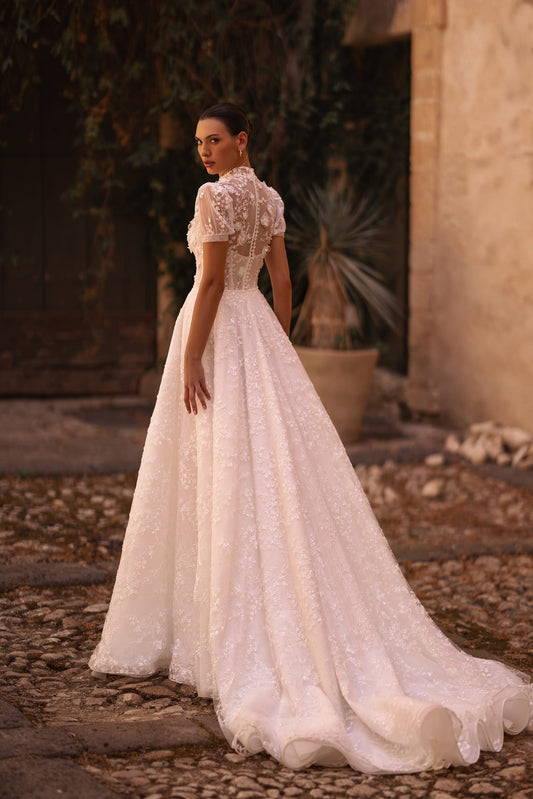 Modest High Collar Puff Sleeve Wedding Dress Lace Appliques Dress For Bride Elegant A-line Bridal Gown