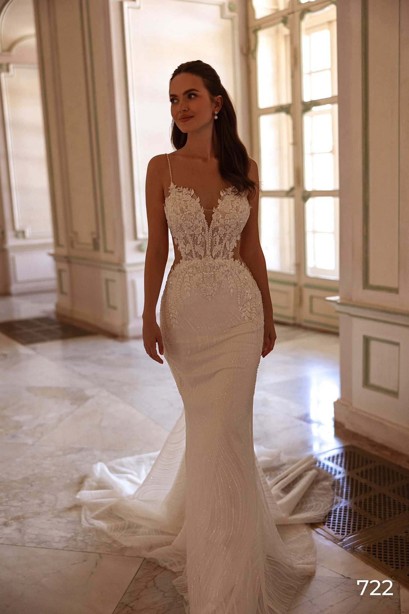 Stunning Mermaid Dresses Wedding Gown Sleeveless Lace Applique Deep V Neck Vestidos De Novia Customised