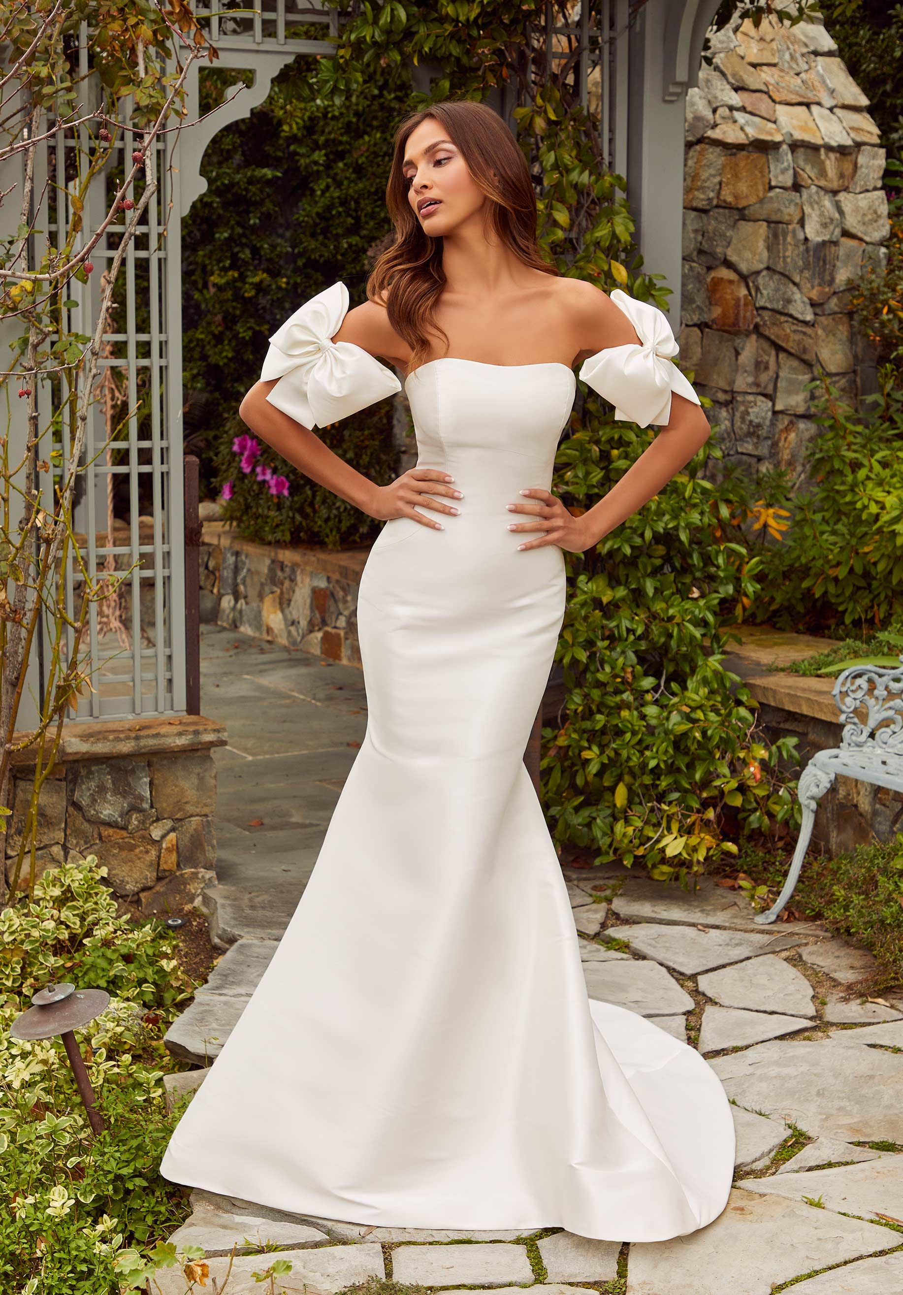 Simple Satin Wedding Dresses with Bow Sleeves Bridal Gowns Keyhole Back Satin mermaid Sweep Vestidos De Novia