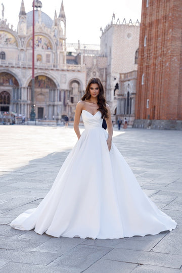 Sweetheart-Neckline Wedding Dress Modern Satin Mermaid Bow Court Train Gown Vestido De Novia Princess Bridal Sleeveless