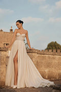 Romantic A-Line Beach Wedding Dress – Strappy Sweetheart Neckline with a Natural Waistline for an Effortless Bridal Look