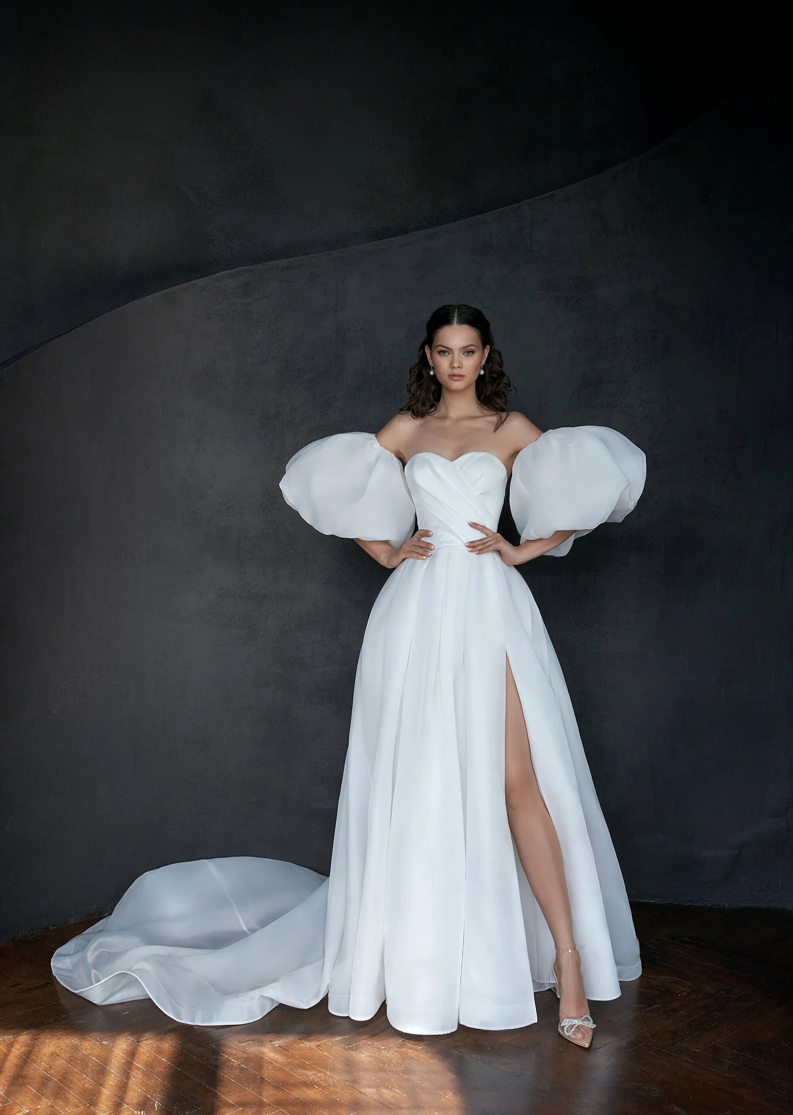 Romantic A-Line Puffy Bridal Gown with Puff Sleeves and Sweetheart Neckline for a Stunning Look