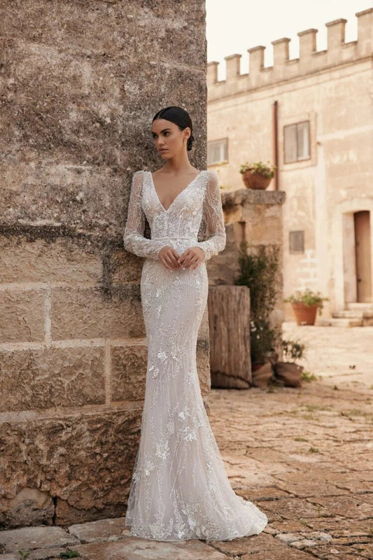 Romantic Long-Sleeve Mermaid Wedding Dress – V-Neck Design with Pearl Embellishments and a Natural Waistline for an Elegant Bridal Look - Camilla's