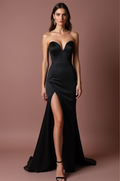 Gothic Black Wedding Dress with Velvet Accents for a Luxurious Feel
