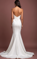 A-Line White Wedding Dress with Button Details for a Vintage-Inspired Look