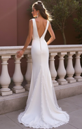 Fishtail Wedding Dress for Brides Who Want a Dramatic Look