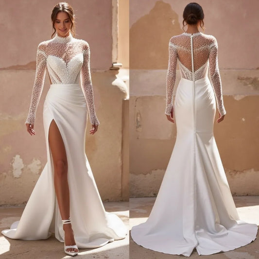 Classic Mermaid Wedding Gown with a Figure-Hugging Silhouette