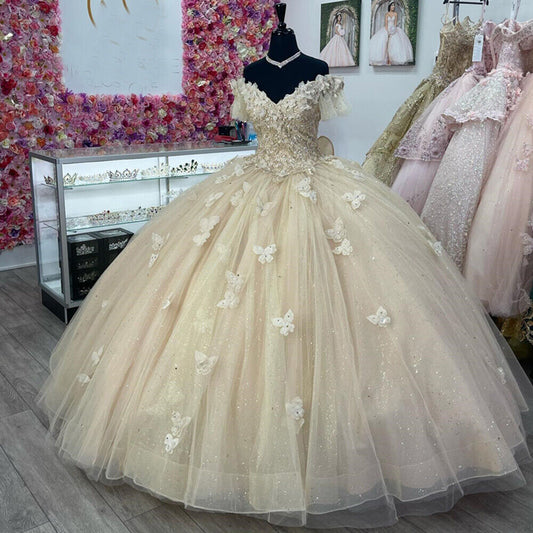 Luxury Glittering Quinceanera Dresses Butterfly Lace Vestidos De 15 Años Flowers Off Shoulder Corset Birthday Party