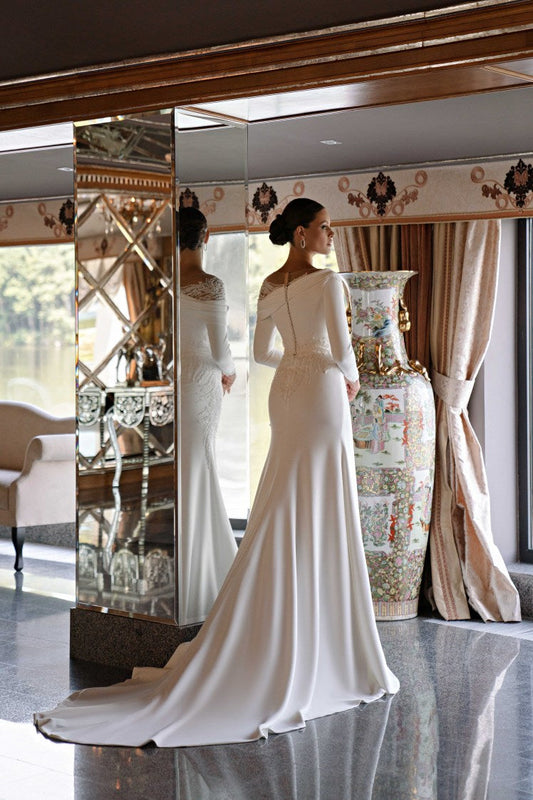 Schönes Kleid O-Neck weißes Hochzeitskleid Spitzenanlagen Langarmes Meerjungfrau Satin Brautkleid Hochzeit Party Abendkleid