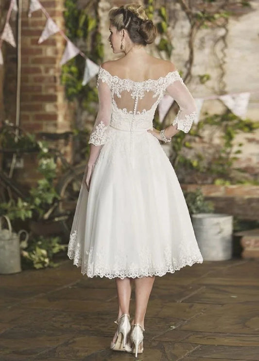 Off-shoulder kort bröllopsklänning elegant te-längd halv ärm spetsar applikationer båthals brudklänning vestidos de novia